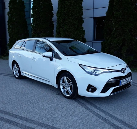Toyota Avensis cena 72000 przebieg: 91000, rok produkcji 2017 z Siedlce małe 121